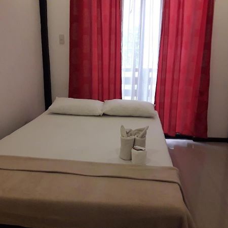 Oyo 718 Socrates Place El Nido Exterior foto