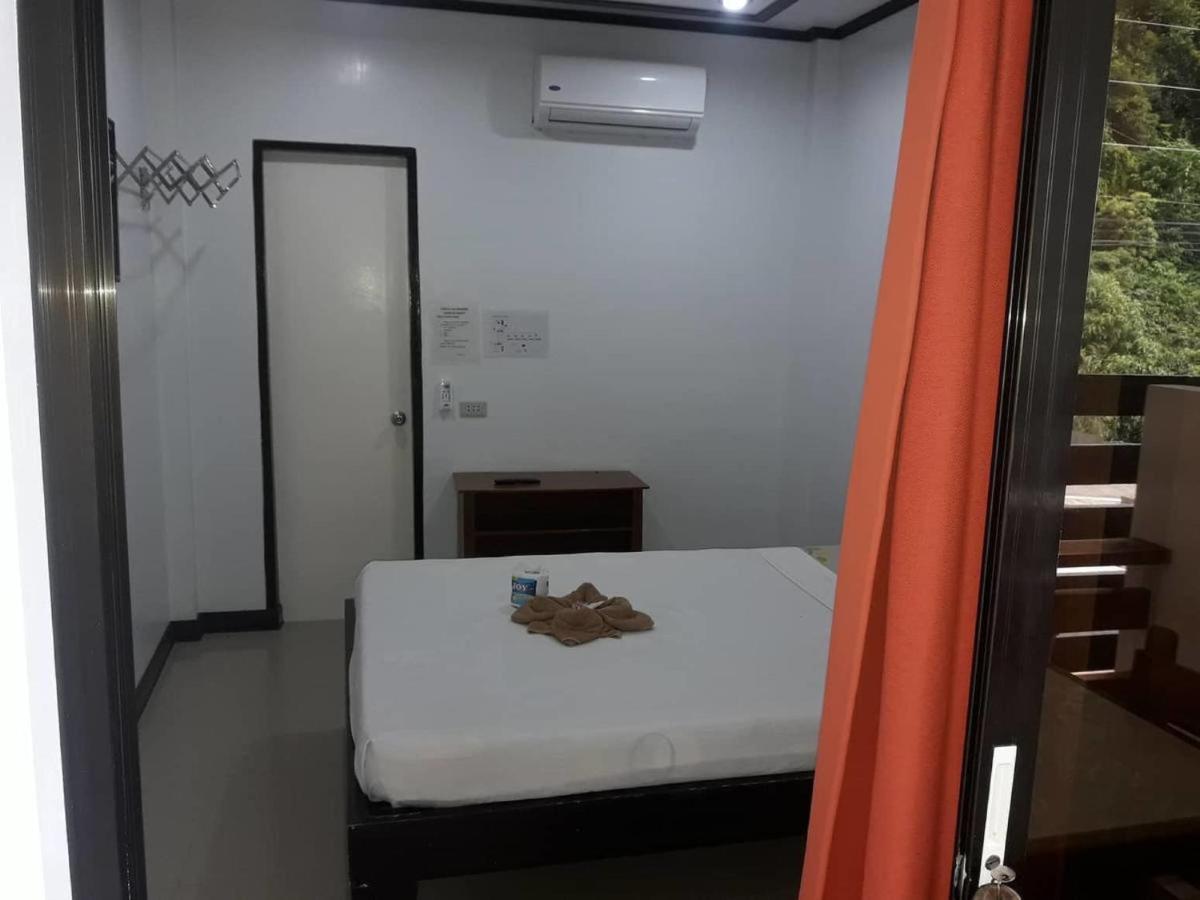 Oyo 718 Socrates Place El Nido Exterior foto