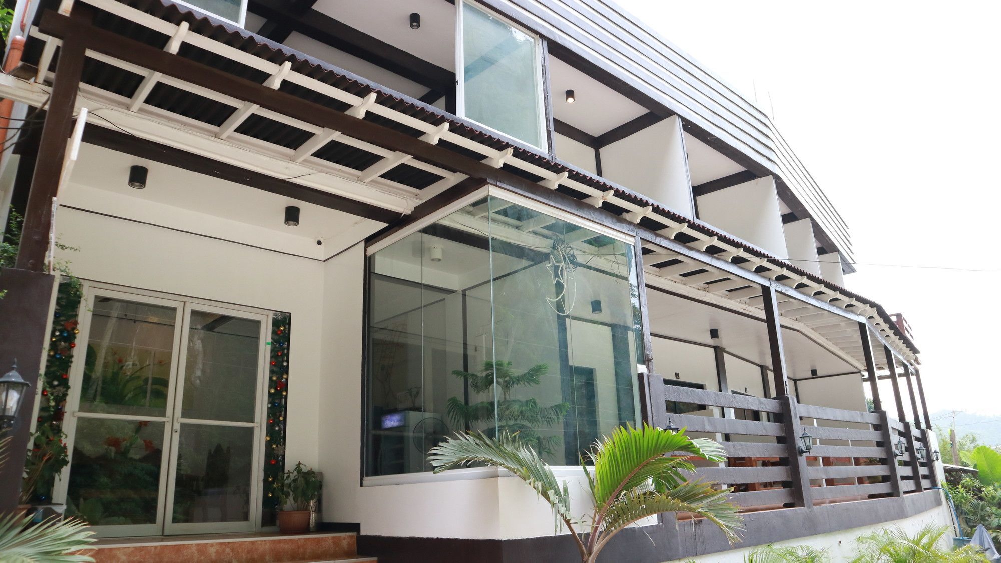 Oyo 718 Socrates Place El Nido Exterior foto